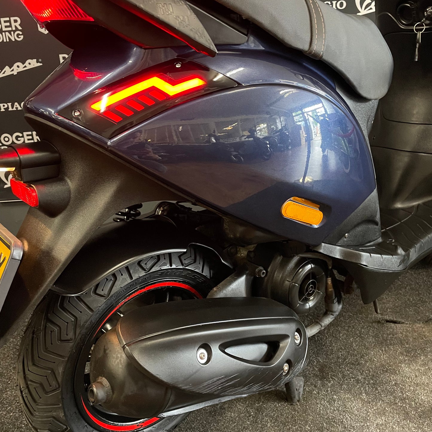 Piaggio Zip - 50 - 4T 2V - 2016 - Preto Mate - 2.368km - Estado novo !!
