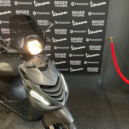 Piaggio Zip - 50 - 4T 2V - 2016 - Noir mat - 2 368 km - État neuf !!