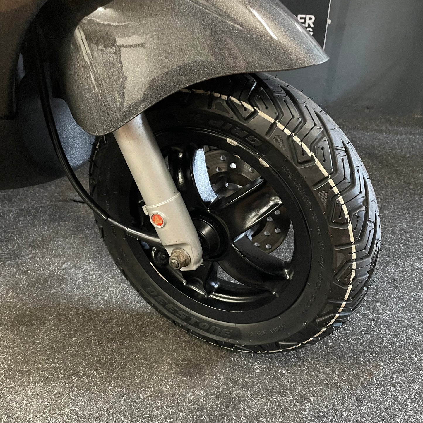 Piaggio Zip - 50 - 4T 2V - 2016 - Noir mat - 2 368 km - État neuf !!