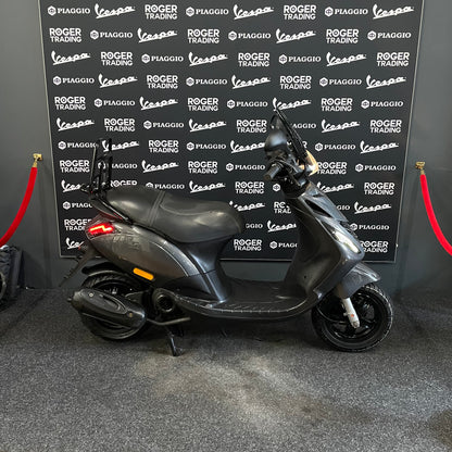 Piaggio Zip - 50 - 4T 2V - 2016 - Noir mat - 2 368 km - État neuf !!