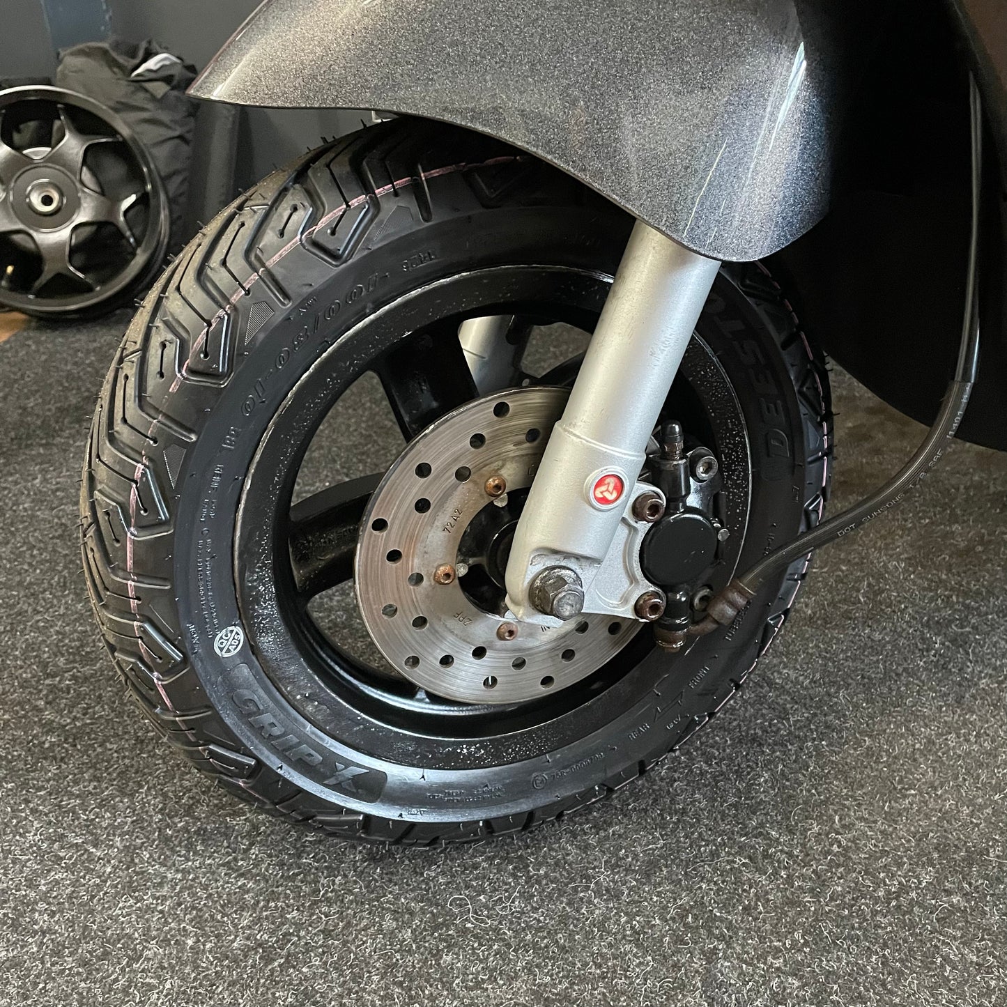 Piaggio Zip - 50 - 4T 2V - 2016 - Noir mat - 2 368 km - État neuf !!