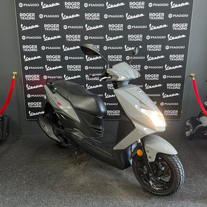 Sym Orbit III - 50 - Brom - 4T E4 - Nardo Grey -  2022 - Nieuwstaat!