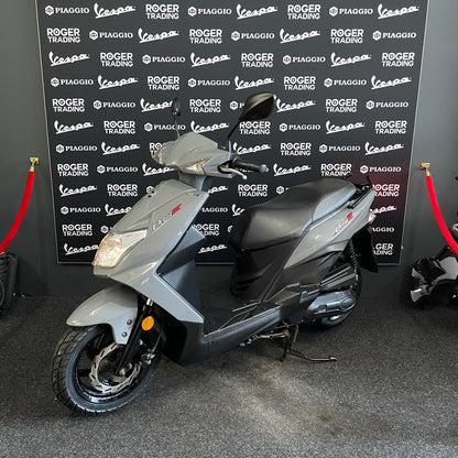 Sym Orbit III - 50 - Brom - 4T E4 - Nardo Grey -  2022 - Nieuwstaat!