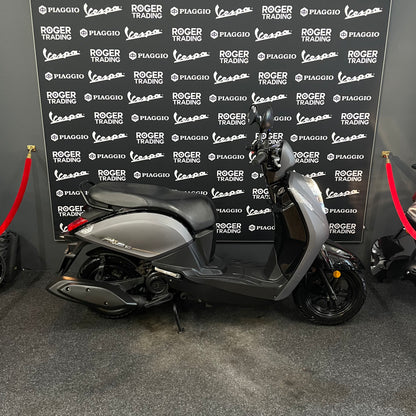 Sym Mio 50i - 50 - Snor - 4T E5 - Mat Grey -  2021 - 17.454km 1e eigenaar!