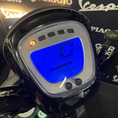 Sym Mio 50i - 50 - Snor - 4T E5 - Mat Grey -  2021 - 17.454km 1e eigenaar!