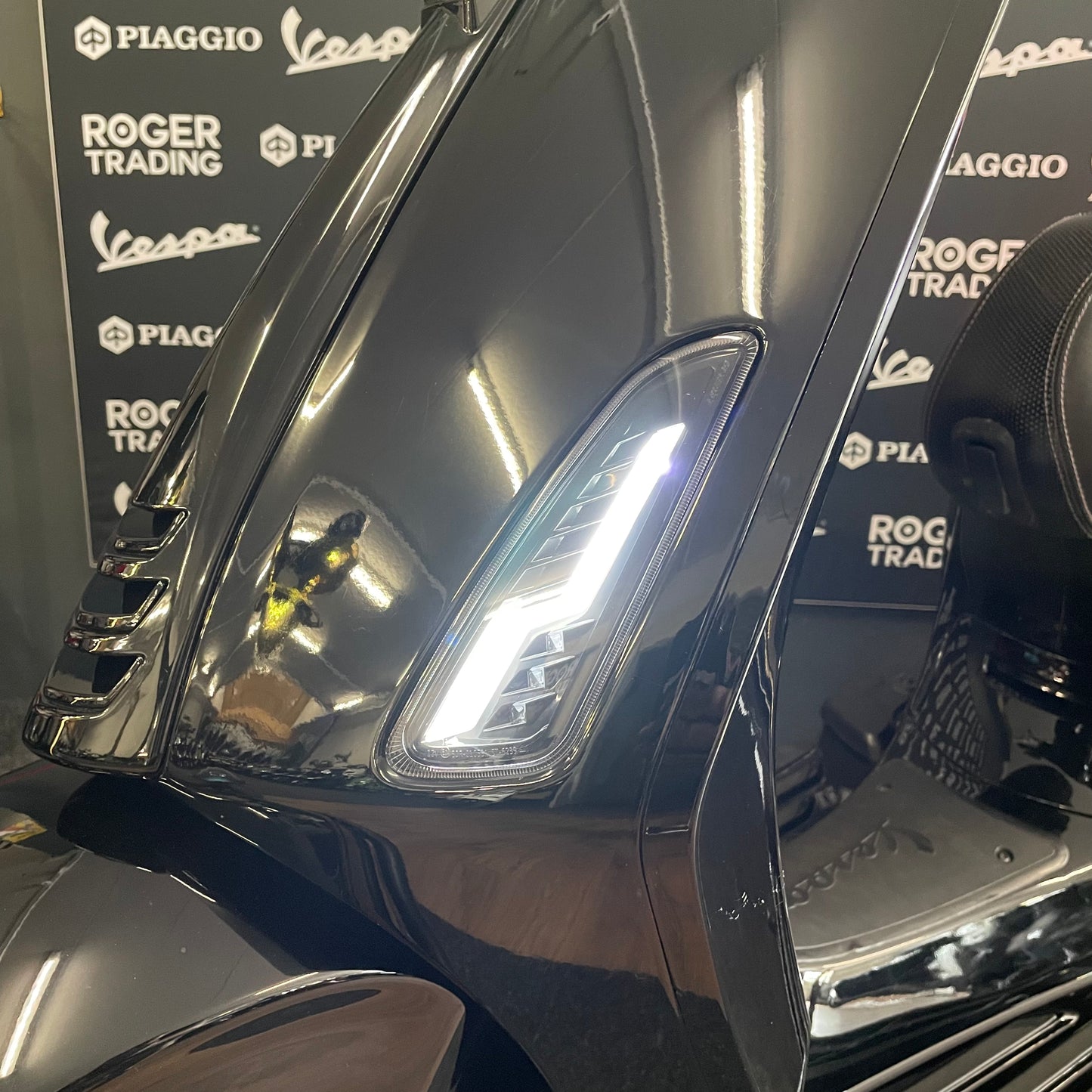 Sym Mio 50i - 50 - Scooter léger - 4T E5 - Gris mat -  2021 - 17.454km 1er propriétaire !