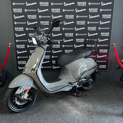 Vespa Sprint - 50 - Brom - 4T 2V - Nardo Grey - 2017 - 1e eigenaar!