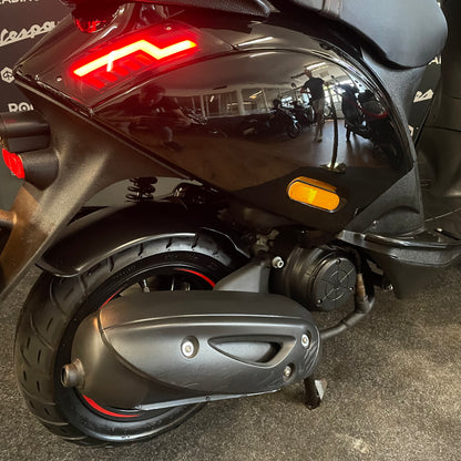 Piaggio Zip - 50 - Brom - 4T E4 - 2020 - Glans zwart - 4.692km - Malossi