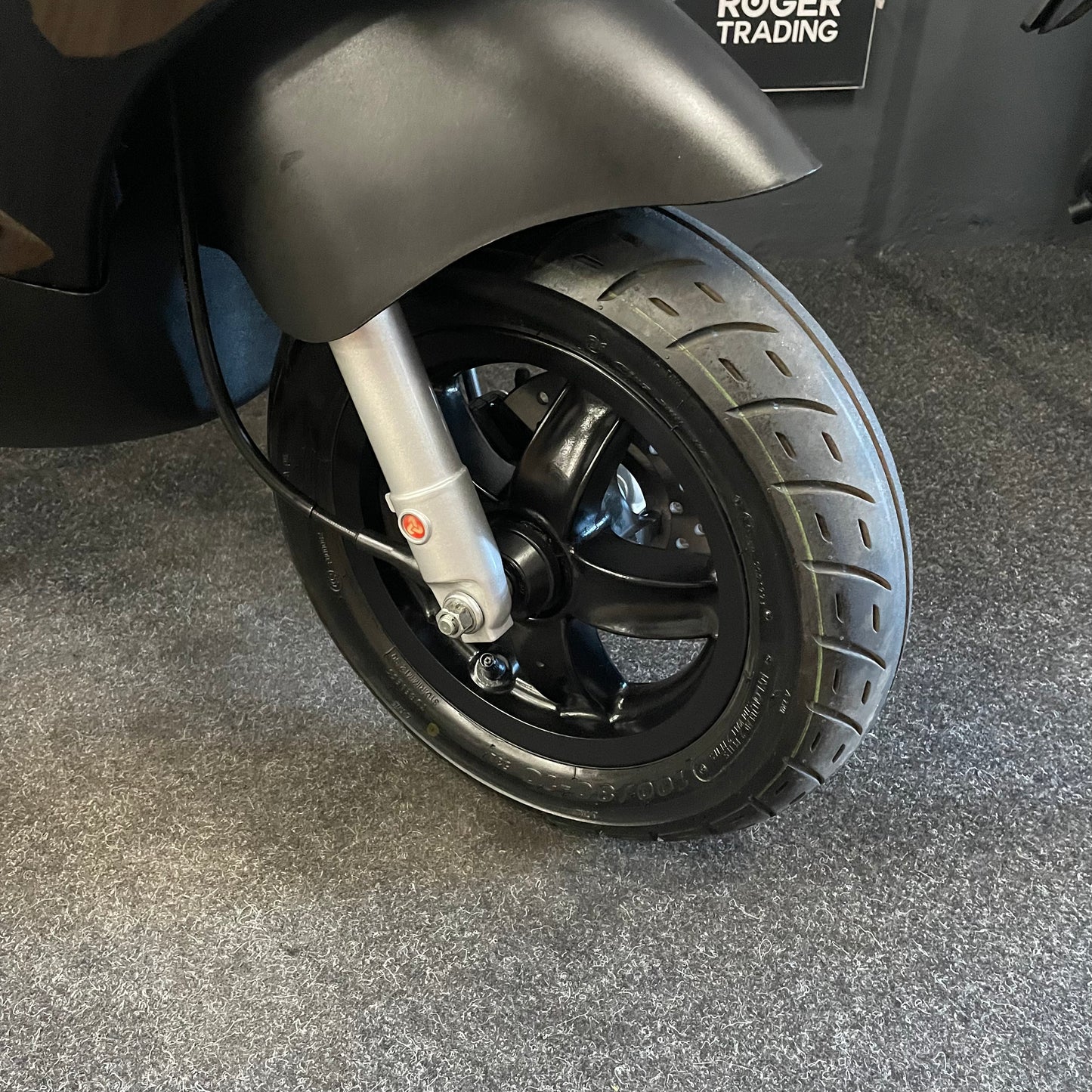 Piaggio Zip - 50 - Brom - 4T 2V - 2014 - Glans zwart - 1.797km !! NIEUWSTAAT !!