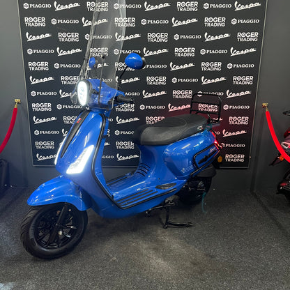GTS Bravo - 50 - Snor - 4T E5 - 2022 - Grado Blue - 6.435km - 1e eigenaar