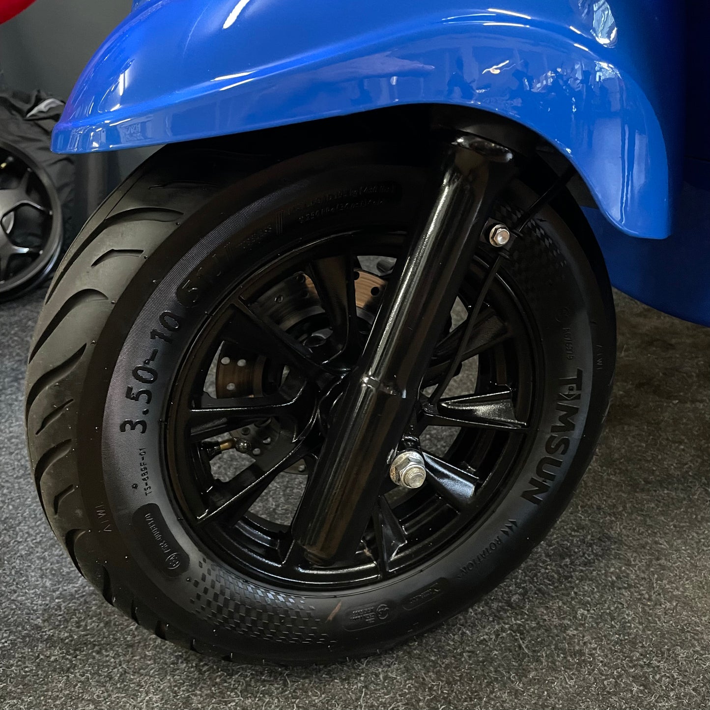 GTS Bravo - 50 - Snor - 4T E5 - 2022 - Grado Blue - 6.435km - 1e eigenaar