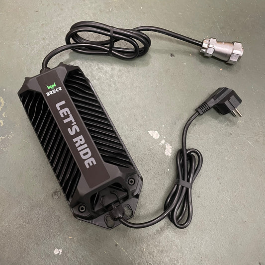 OUTLET: Caricabatterie Brekr B7000