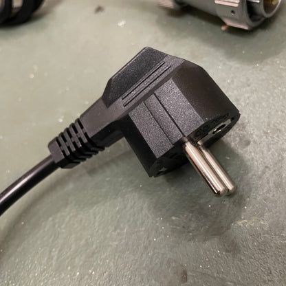 OUTLET: Cargador Brekr B7000