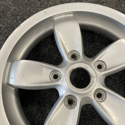 OUTLET: Vorderrad Vespa Primavera 11 Zoll - für Felge