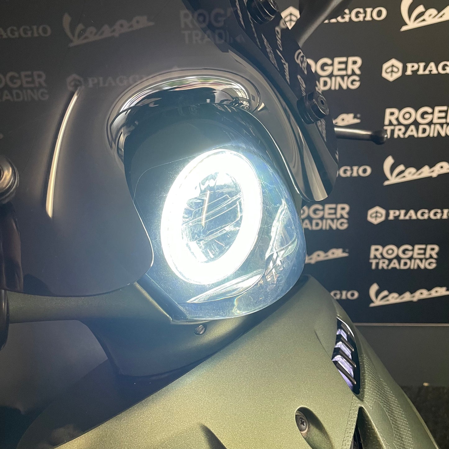 Piaggio Zip - 50 - Brom - 4T E5 - 2023 - Huracan Green - 10.607km MEGA DEAL!!