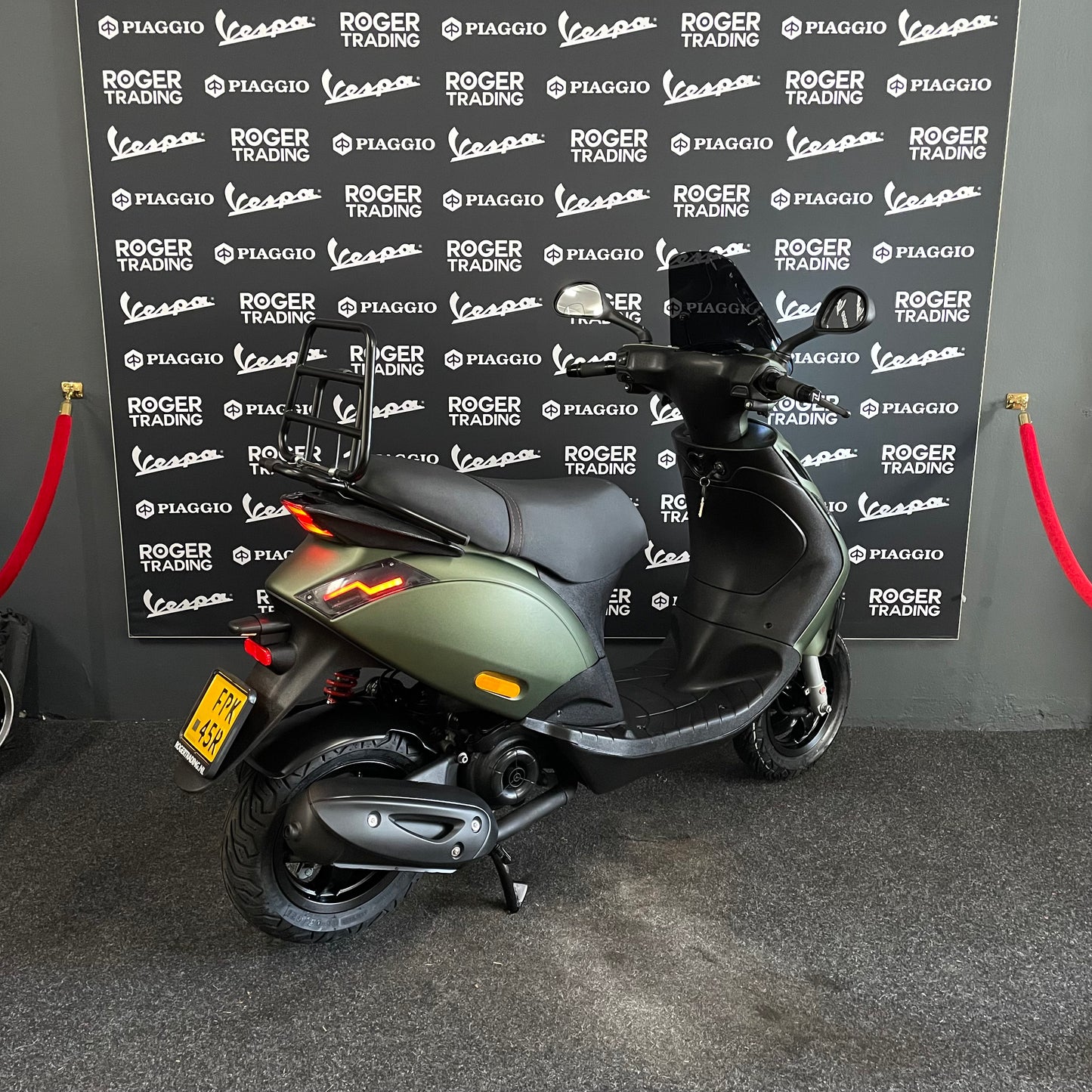 Piaggio Zip - 50 - Brom - 4T E5 - 2023 - Huracan Green - 10.607km MEGA DEAL!!