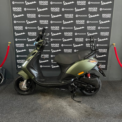 Piaggio Zip - 50 - Brom - 4T E5 - 2023 - Huracan Green - 10.607km MEGA DEAL!!