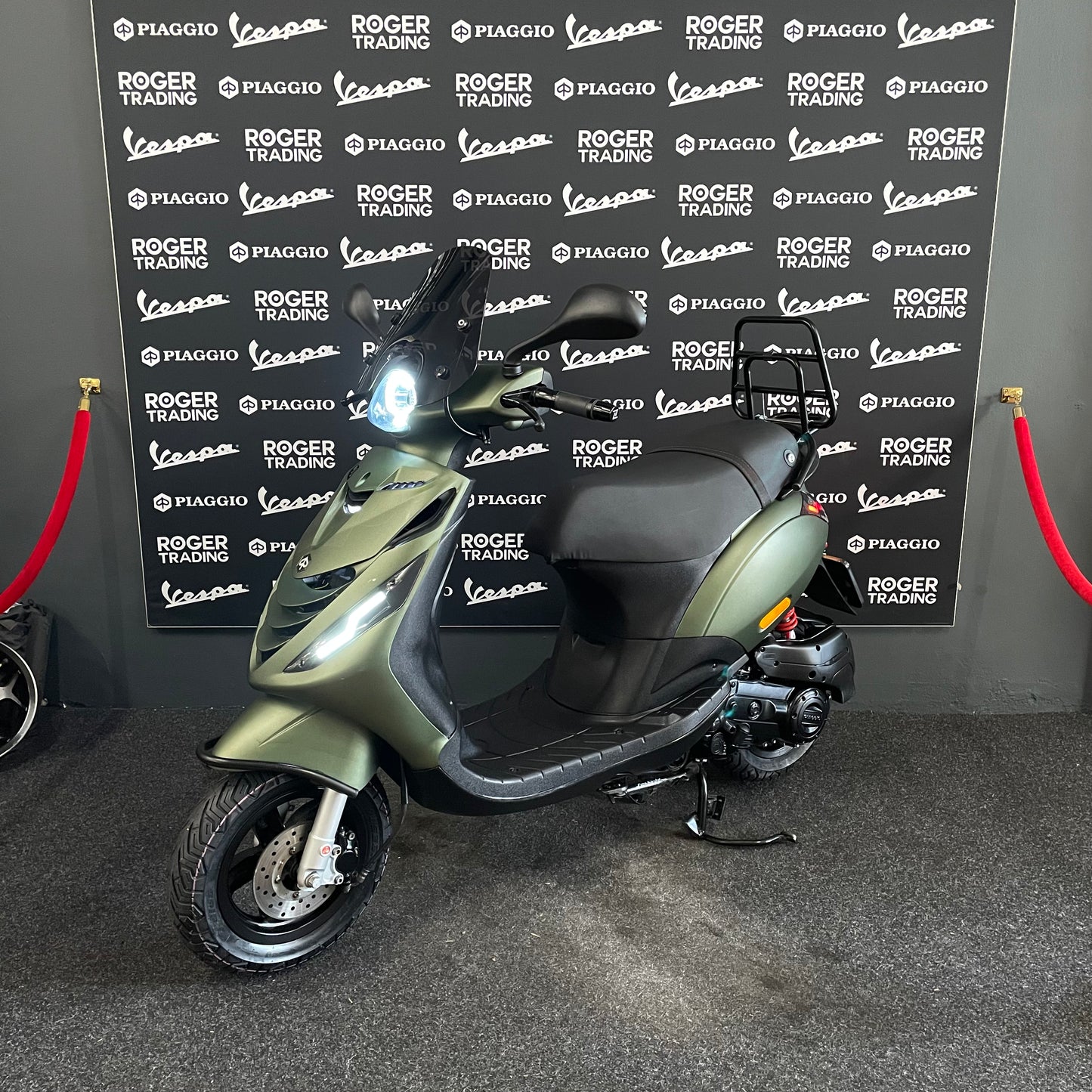 Piaggio Zip - 50 - Brom - 4T E5 - 2023 - Huracan Green - 10.607km MEGA DEAL!!