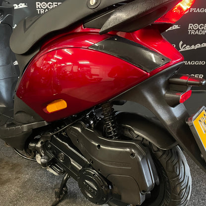 Piaggio Zip - 50 - Brom - 4T E4 - 2019 - Candy Red - 16.193km ACTIE PRIJS