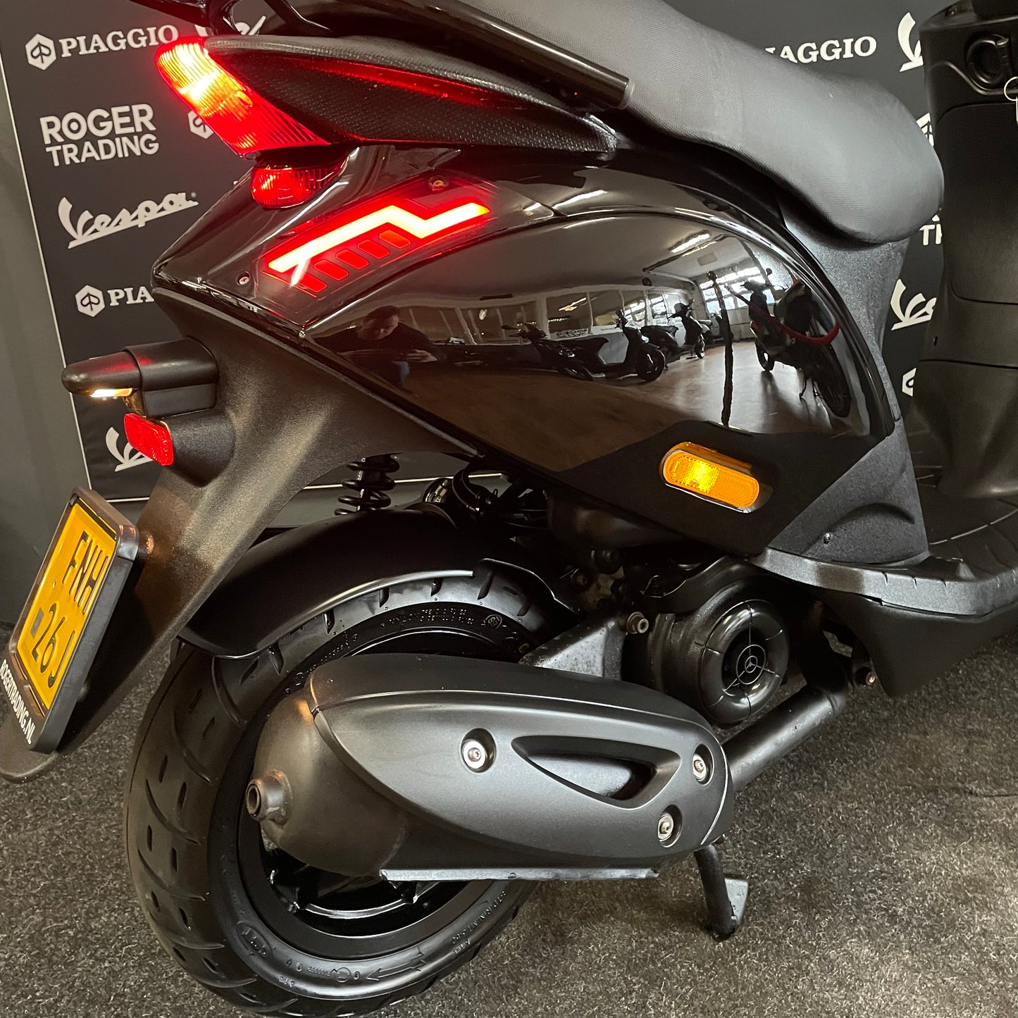 Piaggio Zip - 50 - Brom - 4T E5 - 2022 - Czarny połysk - 4.032km MEGA OKAZJA!!