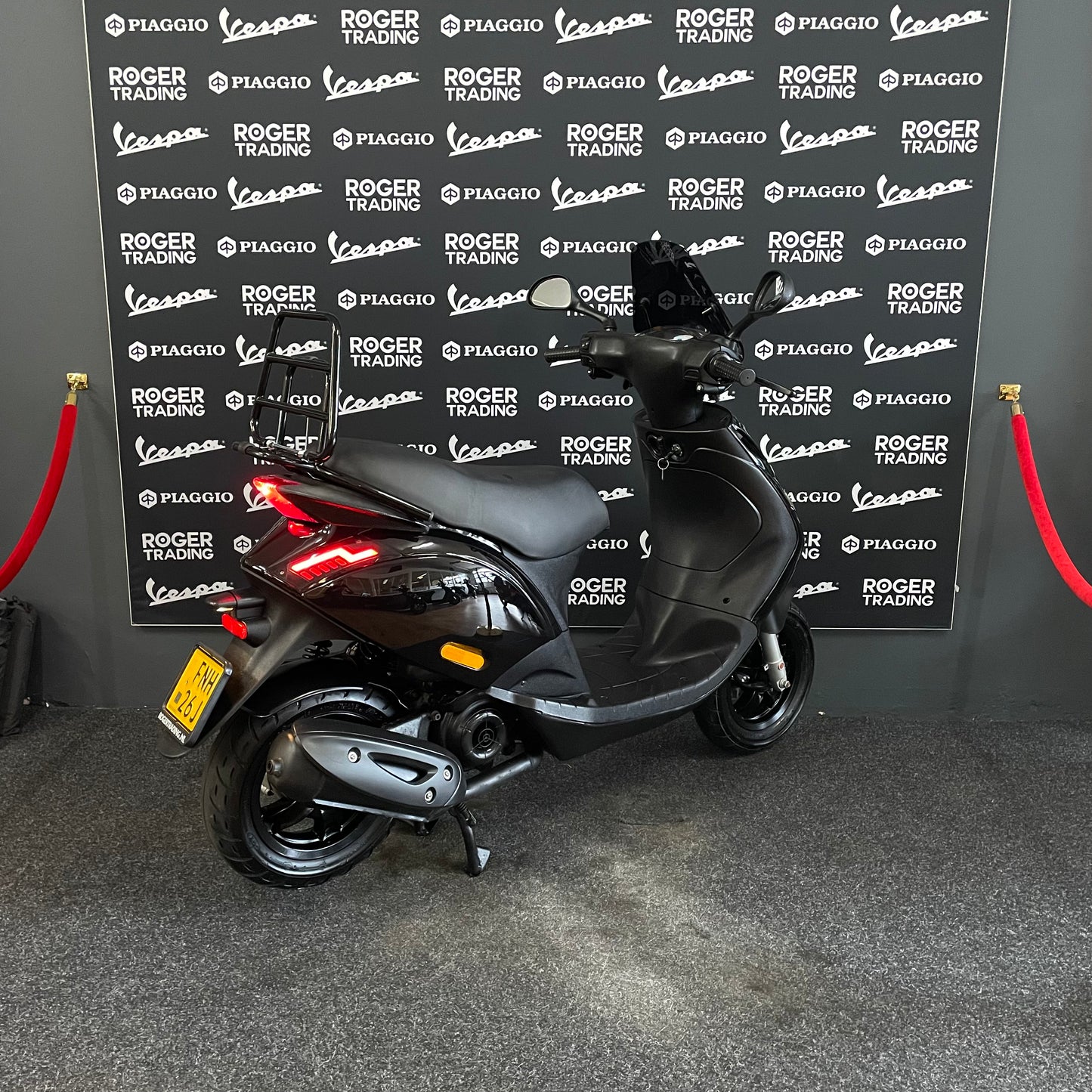 Piaggio Zip - 50 - Brom - 4T E5 - 2022 - Czarny połysk - 4.032km MEGA OKAZJA!!