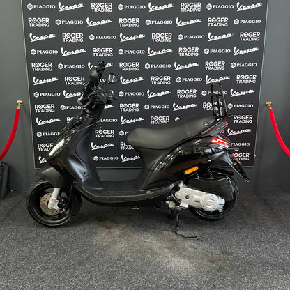 Piaggio Zip - 50 - Brom - 4T E5 - 2022 - Czarny połysk - 4.032km MEGA OKAZJA!!