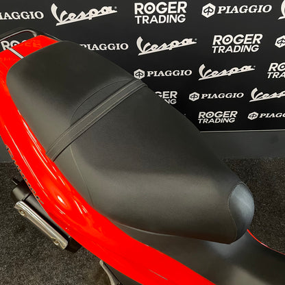 Gilera Runner - 50 - Brom - 2-takt - 1999 - Fluo Rosso - Nieuwstaat!! Zeldzame uitvoering