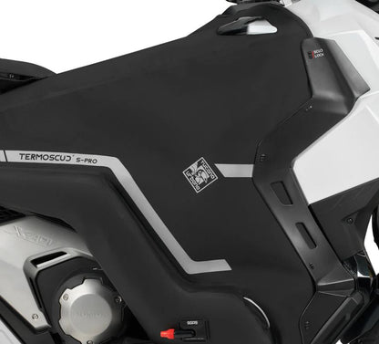 Tucano Thermoscud Beindecke R253SPRO – Yamaha T-Max 560 – Modelle ab 2025 – 4-SEASON-SYSTEM