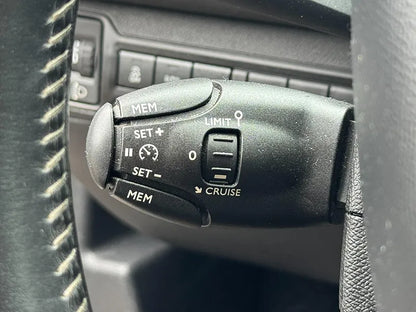 Peugeot 308 SW 1.2 PureTech Style | Klimaanlage | Tempomat | Anhängerkupplung