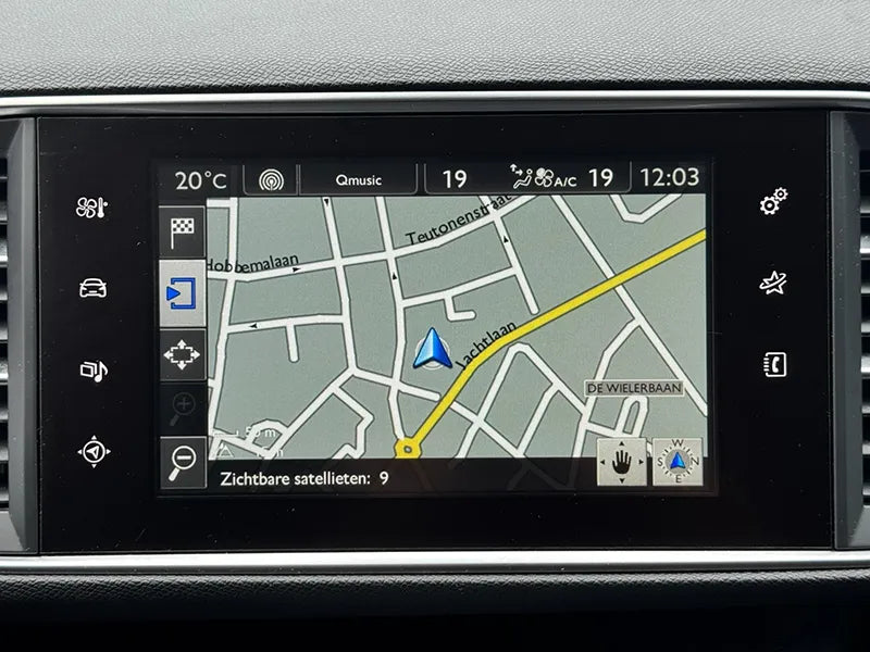 Peugeot 308 SW 1.2 PureTech Style | Klimaanlage | Tempomat | Anhängerkupplung