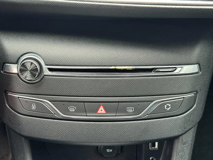 Peugeot 308 SW 1.2 PureTech Style | Klimaanlage | Tempomat | Anhängerkupplung