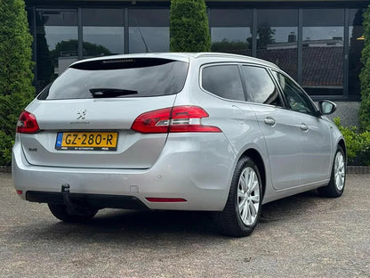 Peugeot 308 SW 1.2 PureTech Style | A/C | Cruise | Trekhaak