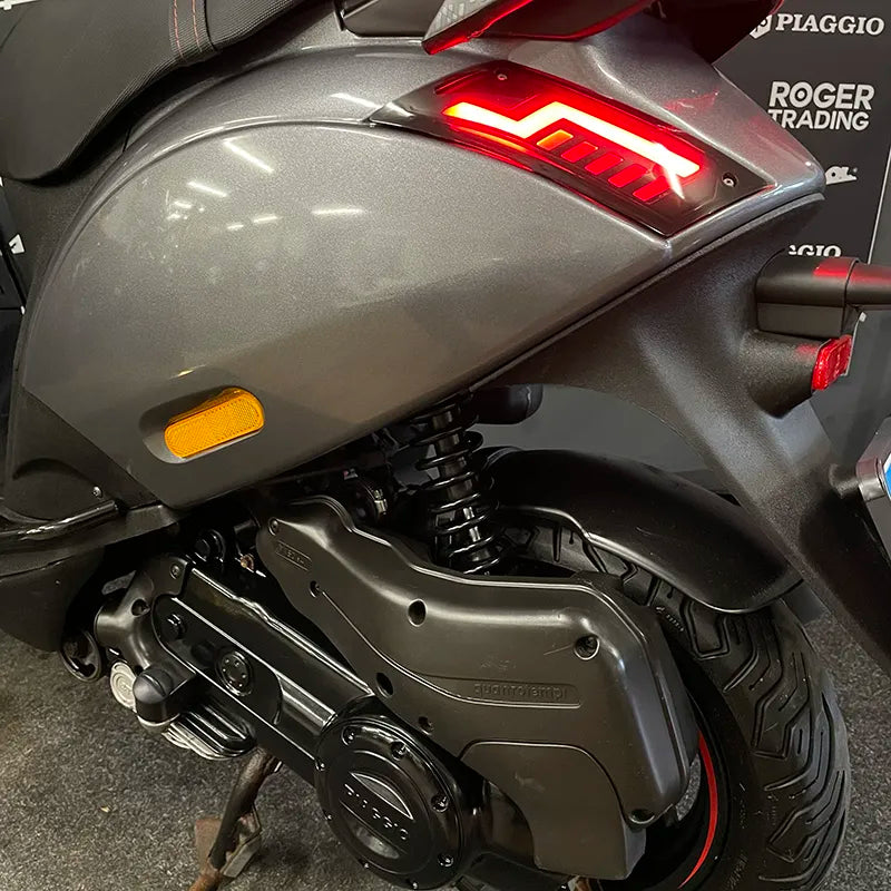 Piaggio Zip 50 - 2020 - Euro4 - Agaat Grijs