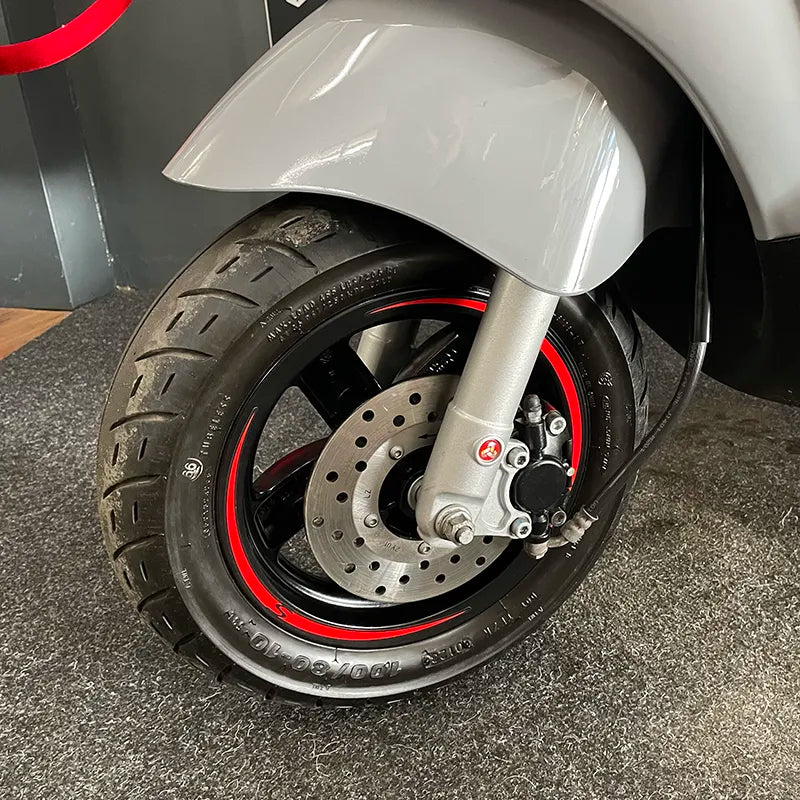 Piaggio Zip 50 - Brom - 2024 - Euro5 - Nardo Grey RS - Nieuwstaat - 1068km