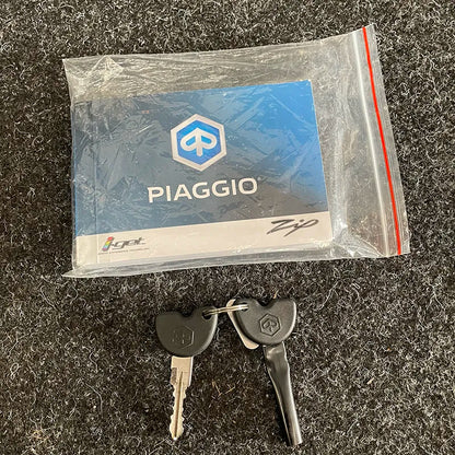 Piaggio Zip 50 - Brom - 2024 - Euro5 - Nardo Grey RS - Nieuwstaat - 1068km