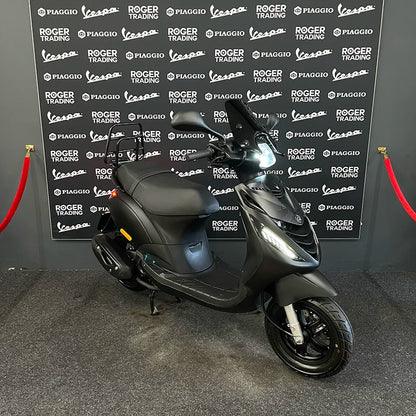 Piaggio Zip 50 – 2019 – Euro 4 – Mattschwarz – 919 km