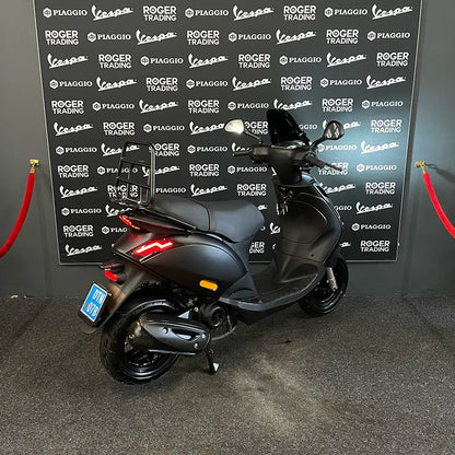 Piaggio Zip 50 – 2019 – Euro 4 – Mattschwarz – 919 km