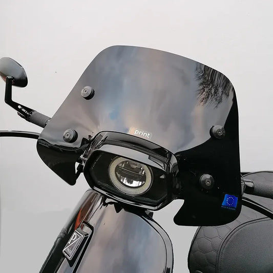 Roger Styling - Laag Zwart Windscherm voor Vespa Sprint