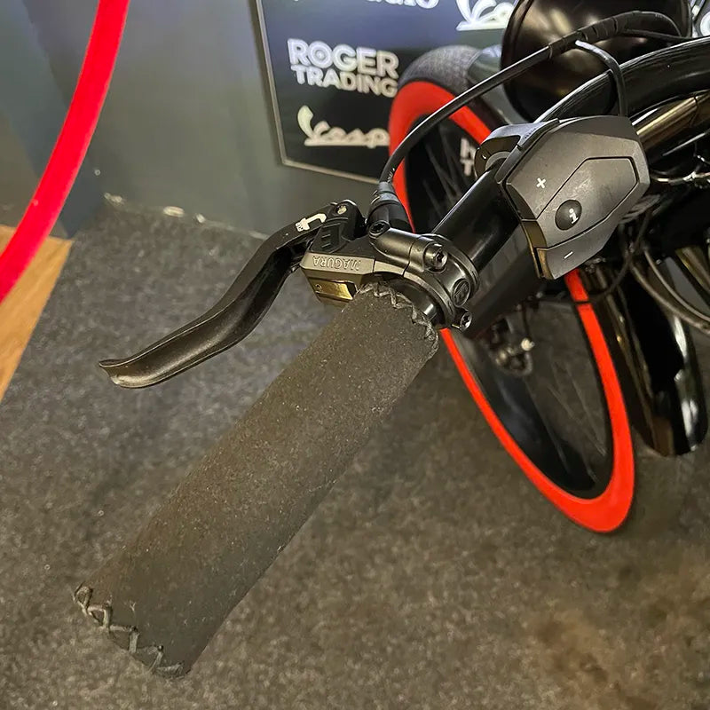 Ruff Cycles - The Ruffian Black and Red - Red Wall - Nieuw - 500Wh