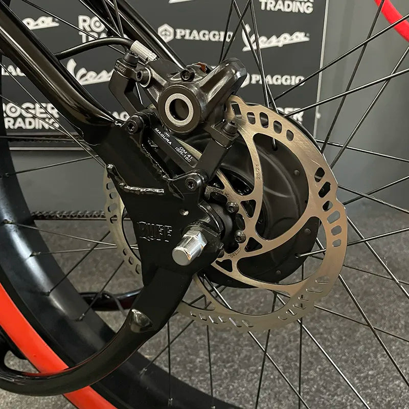 Ruff Cycles - The Ruffian Black and Red - Red Wall - Nieuw - 500Wh