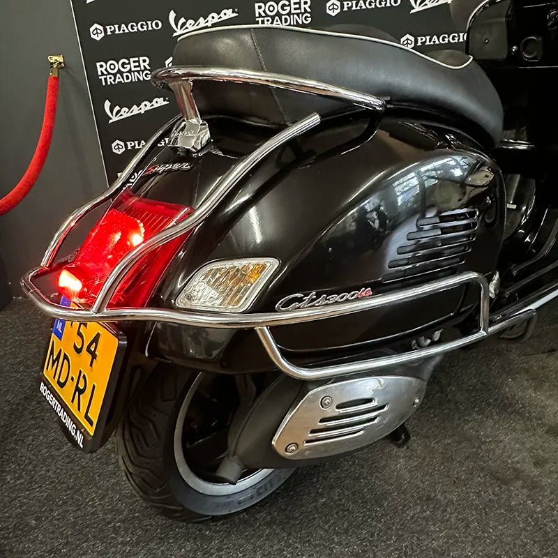 Vespa GTS300IE - 2013 - 4-Takt - Glans Zwart