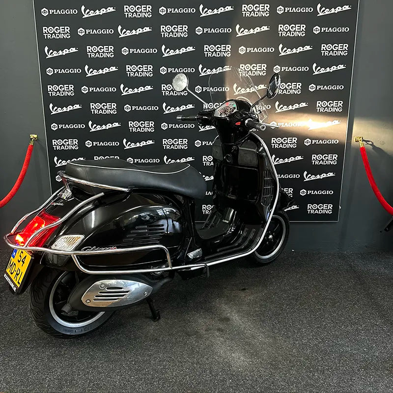 Vespa GTS300IE - 2013 - 4-Takt - Glans Zwart