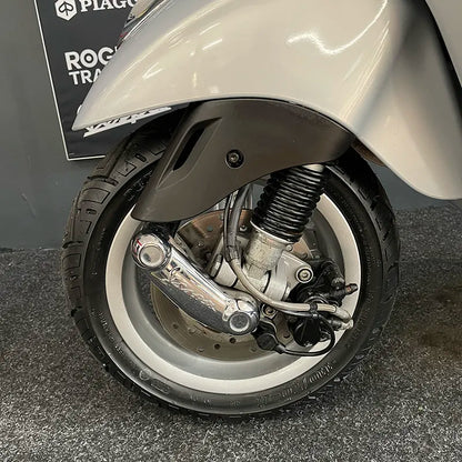 Vespa Primavera 50 – 2016 – 4T 2V – Silber