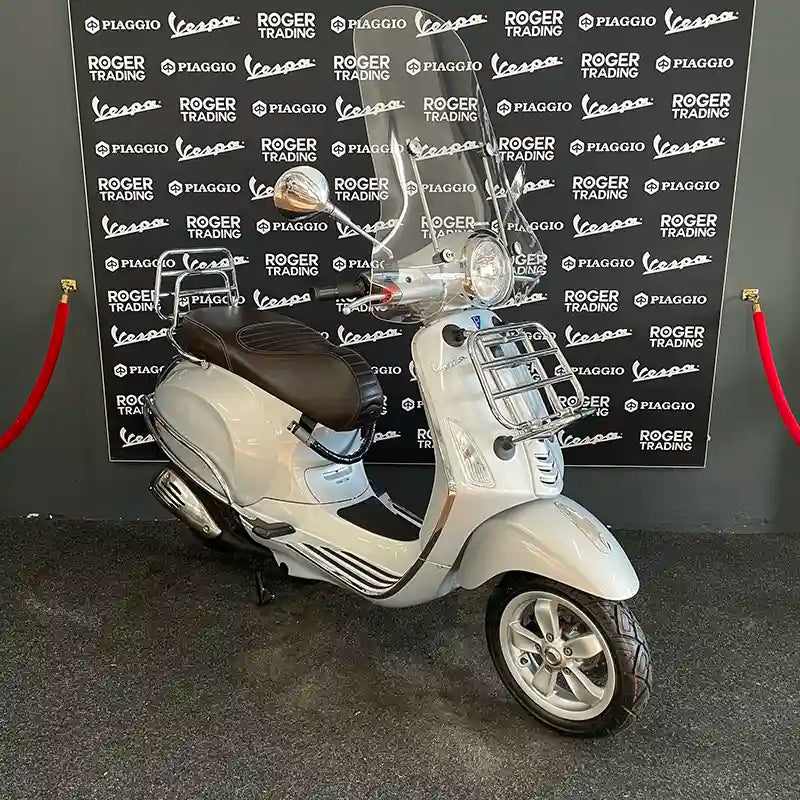 Vespa Primavera 50 – 2016 – 4T 2V – Silber