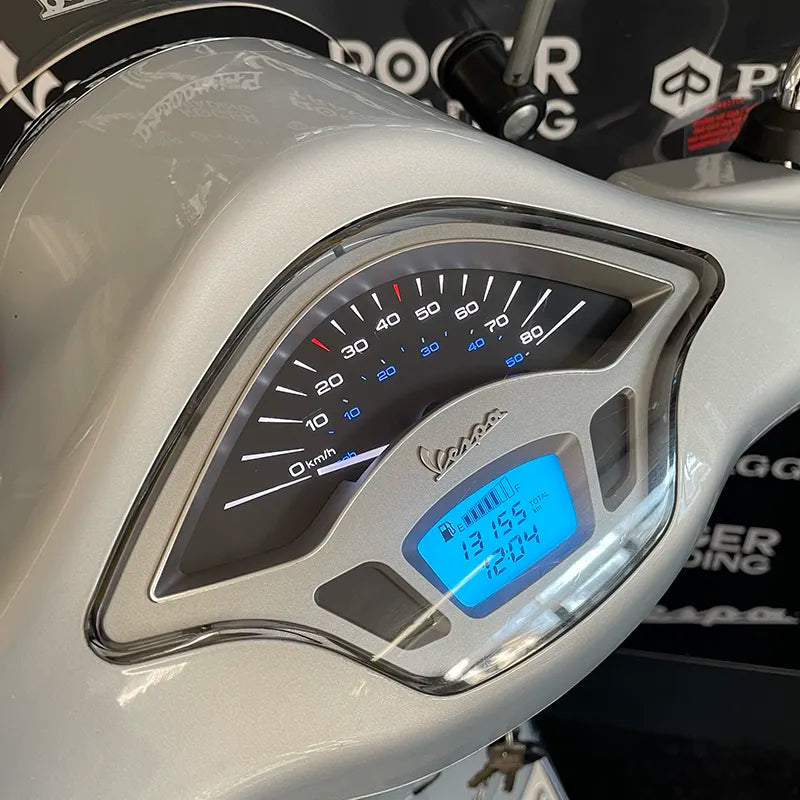 Vespa Primavera 50 – 2016 – 4T 2V – Silber