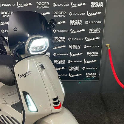 Vespa Sprint 50 - 2023 - Euro5 - Chalk Grey - 1e eigenaar