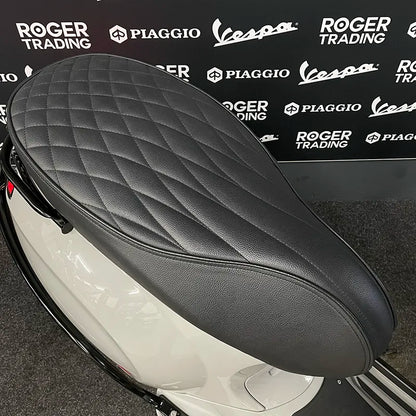 Vespa Sprint 50 - 2023 - Euro5 - Chalk Grey - 1e eigenaar