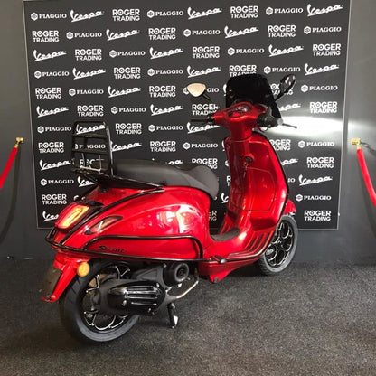Vespa Sprint 2021 - 4T 3V - Euro5  -Blauw Kenteken - Candy Red - Custom