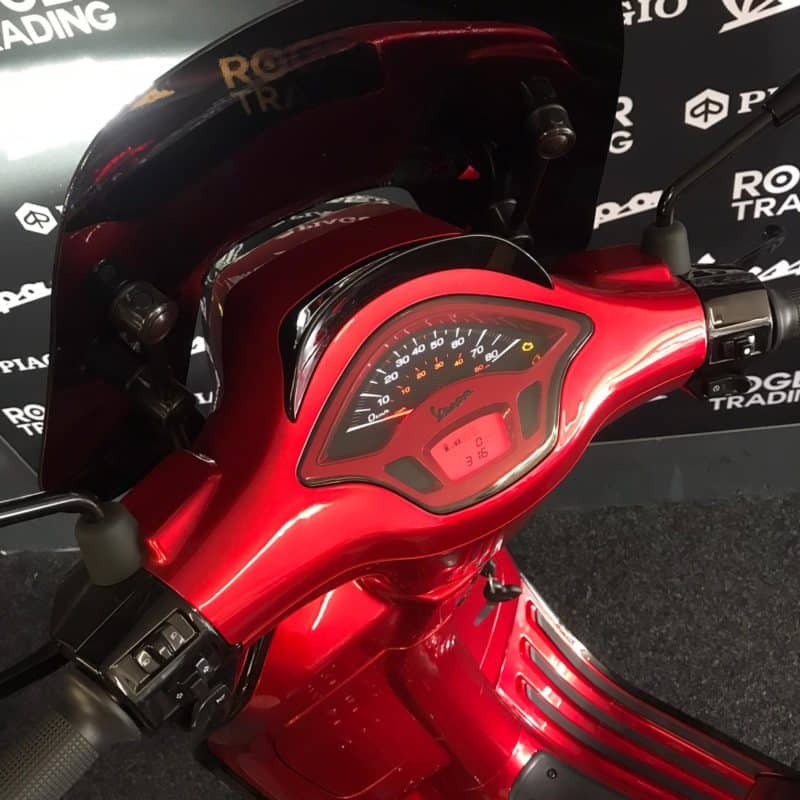 Vespa Sprint 2021 - 4T 3V - Euro5  -Blauw Kenteken - Candy Red - Custom