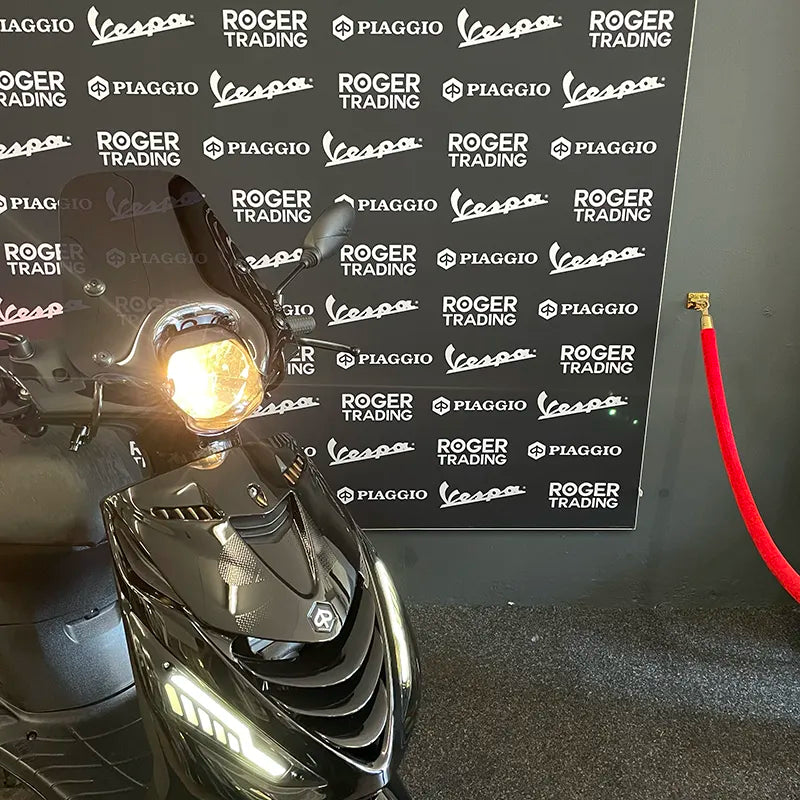 Piaggio Zip 50 - Brom - 2019 - 4T - Euro4 - Glans Zwart - 5.745km